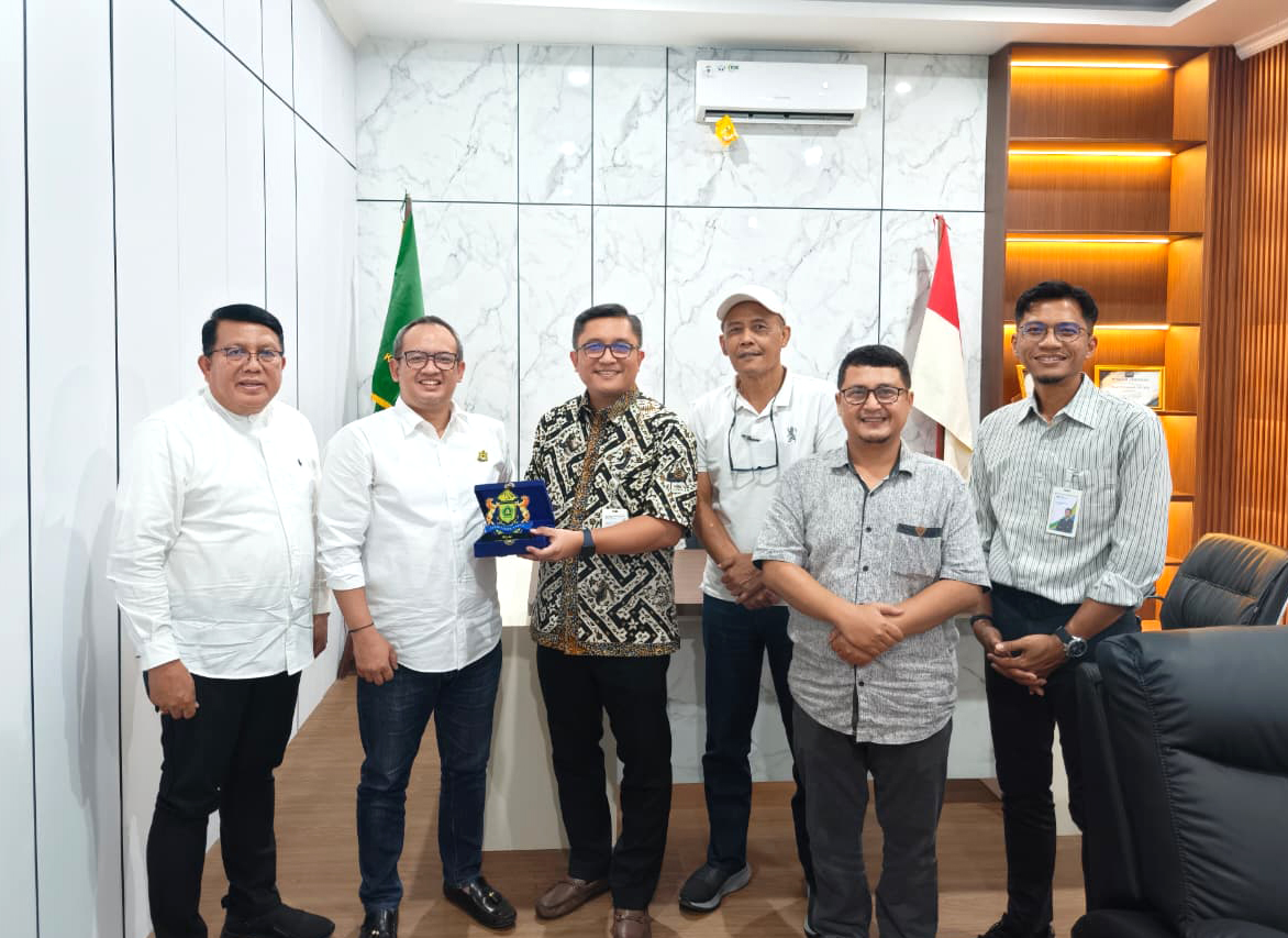 Audiensi Kapala BPJS TK dan Tim dengan Ketua KADIN Baru dan Ketua APINDO Kab Bogor di Ruang Ketua Kadin